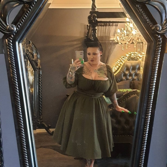 Meet your Posher, Jasmine - Picture 10 of 16